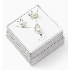 NWT KATE SPADE All Tied Up Pendant And Studs Set